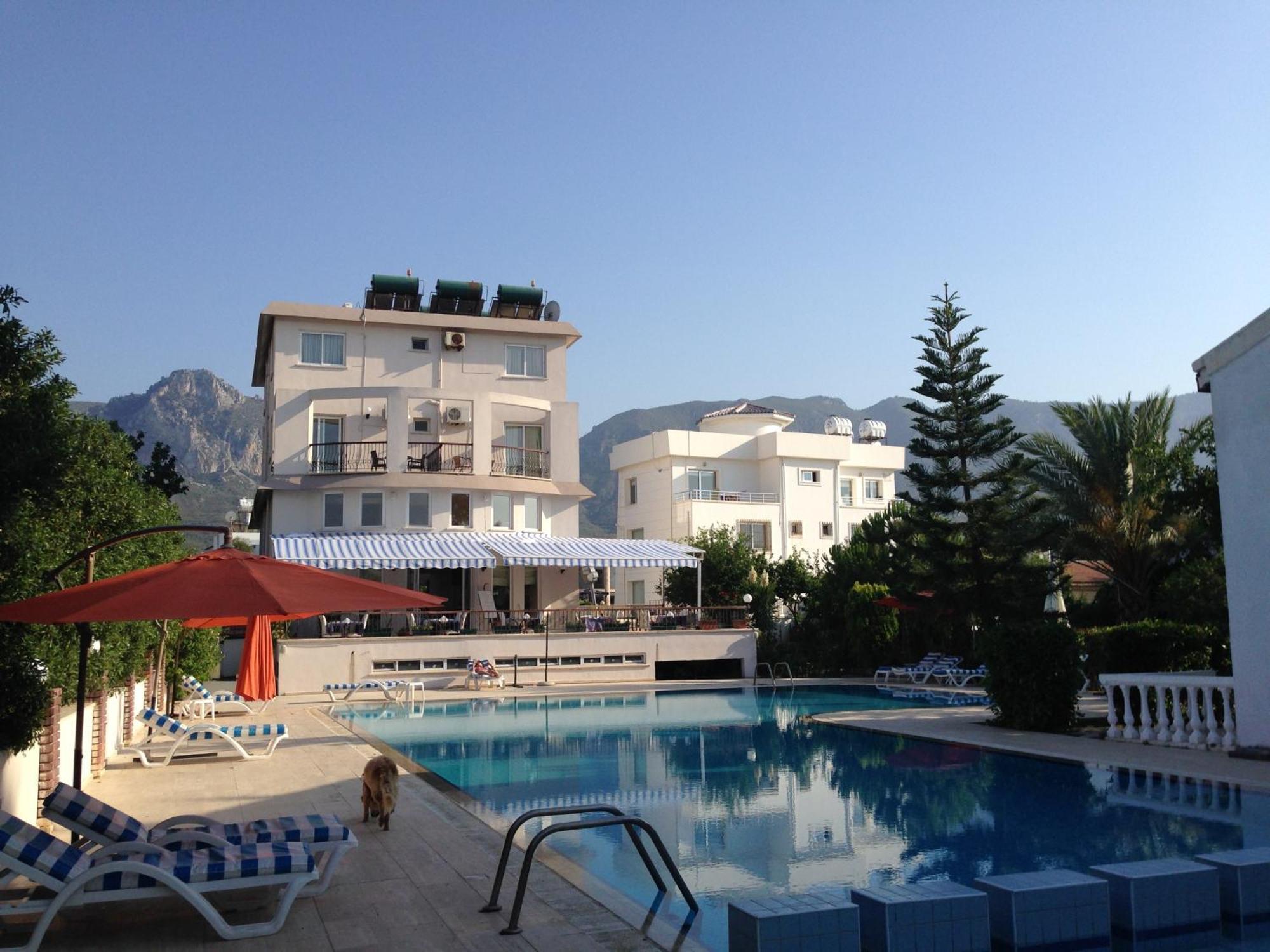 The Prince Inn Hotel & Villas Agios Georgios (Kyrenia) Exterior foto