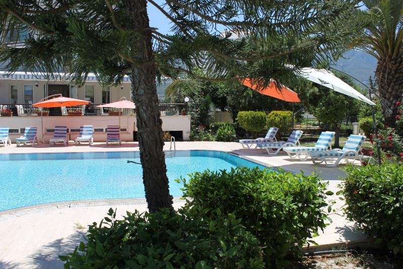 The Prince Inn Hotel & Villas Agios Georgios (Kyrenia) Exterior foto