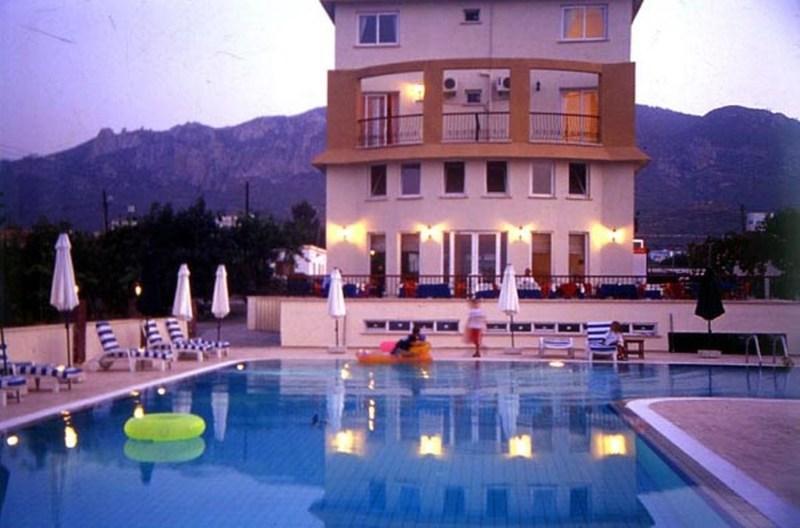 The Prince Inn Hotel & Villas Agios Georgios (Kyrenia) Exterior foto